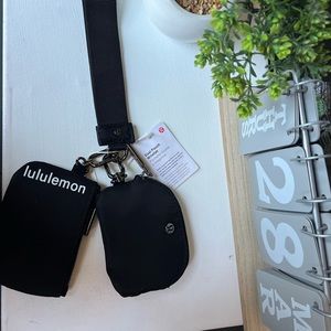 Lululemon Dual Pouch Wristlet Black